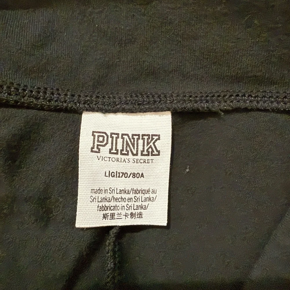 PINK Victoria's Secret Black Leggings with Peach Lettering - Picture 4 of 4
